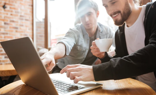 Casos y resultados servicios de inteligencia artificial con CyC Services