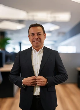 Pablo Cesar Cantañeda CyC Services Story